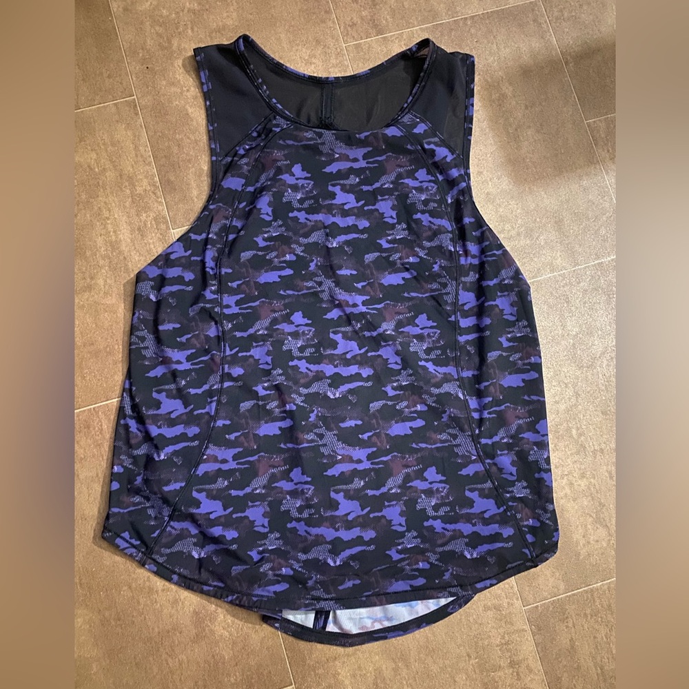 Lululemon tank